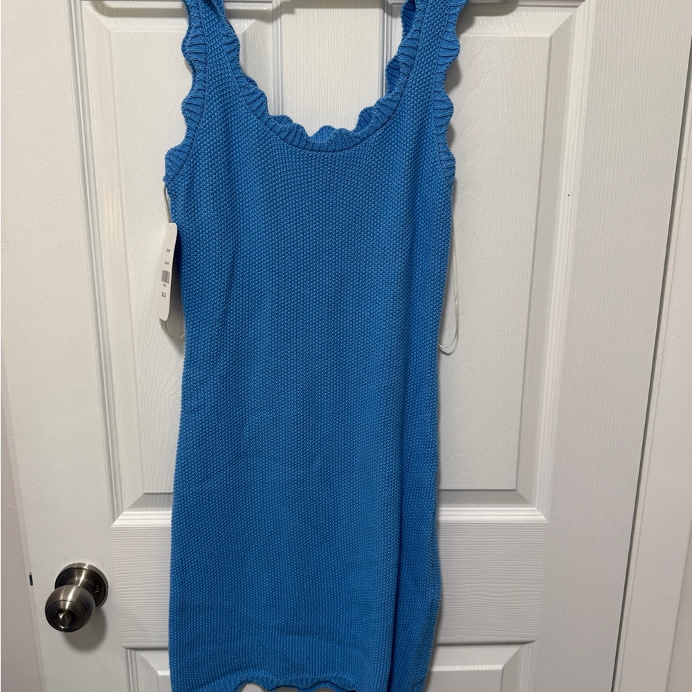 Chic Blue Ruffled Chemise